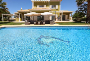 Villa Loane - Swimming Pool - BY BEDZY
